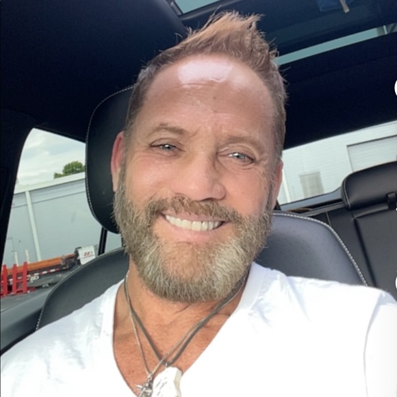 Meet your Posher, Christopher - Picture 5 of 11